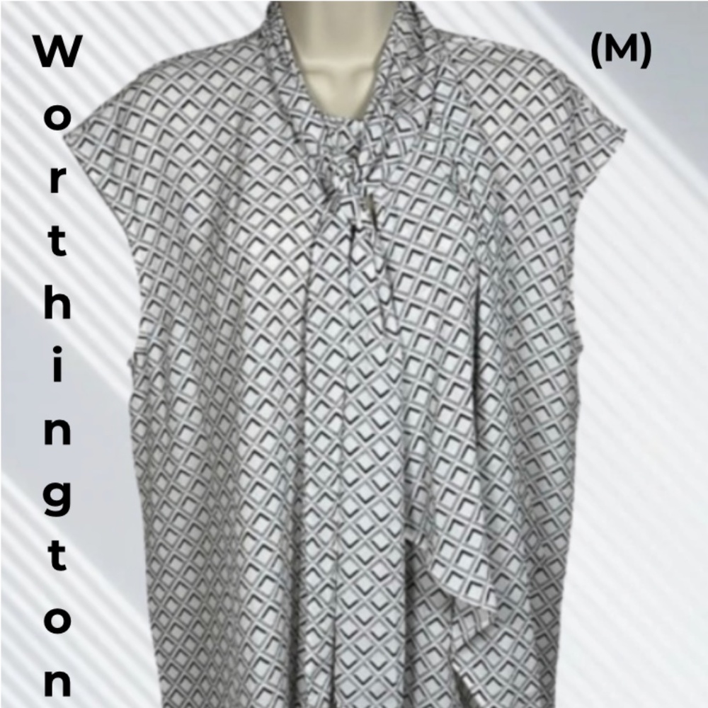 Worthington Womenโs Light Cream Tie Neck Blouse Size M NWT Elegant Top